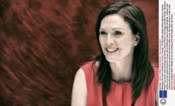 [줄리언 무어] 대체할 수 없는