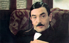 포와로를 연기한 대표 배우들 - 피터 유스티노프 vs 앨버트 피니 vs 데이비드 서쳇