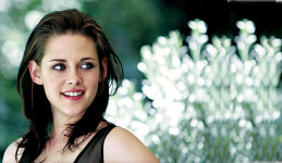 크리스틴 스튜어트, 정치 스릴러 영화 <어게인스트 올 에너미> 캐스팅 外