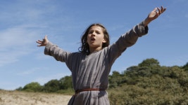 <슬랙 베이: 바닷가 마을의 비밀> 관람 전 브루노 뒤몽 감독에 대해 알고 가기