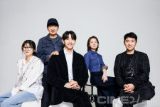 [기획] 이 이야긴 당신 옆에 당신이 한명 더 있다는 간절한 신호, 드라마 <대도시의 사랑법> 허진호, 홍지영, 손태겸, 김세인 감독, 배우 남윤수 대담