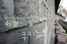 문화 시민단체들,덕수궁 돌담 훼손한 SBS ‘프라하 연인’ 고발키로