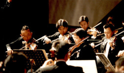 봄, 클래식에 빠져보자