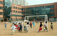 “초등학교 운동장 양천이 강남 절반 수준”