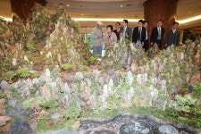 부산롯데호텔에 ‘금강산수경작’ 공개