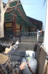 [문화재 관리 ‘구멍’] 전주 객사 뒷골목 ‘가스폭탄’ 불안불안