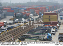 부산항 컨테이너 부두 마비 상황…화물연대， 다음주 부두봉쇄 방침