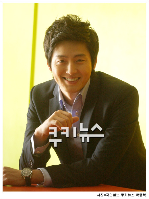 이정진-조정민, 화제의 소개팅 현장 공개! 밝은 에너지로 시청자들 매료