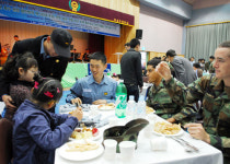 장애복지시설 합동 봉사 나선 한·미 해군장병