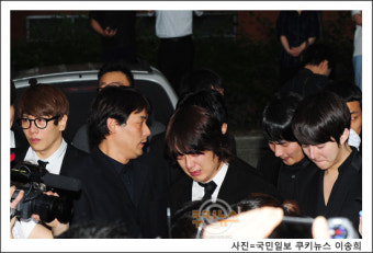 [쿠키 포토] 끝까지 함께한, 故박용하의 ‘절친’들