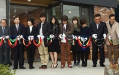 ‘건축학개론’, 개봉 1년 만에 특별한 ‘해피엔딩’…‘서연의 집’ 카페로 재탄생