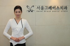 SBS슈퍼모델 이기용씨, 서울그레이스치과 치아성형 매니저 변신