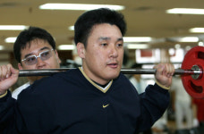 근력 업그레이드 ‘07승엽〉06승엽’