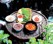 외식 밥상 녹색 바람…‘야채 먹거리’ 각광