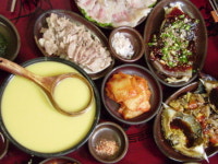 [여기 어때]목포 3色 여행, 꽃내음에 취하고 삼합맛에 반하고