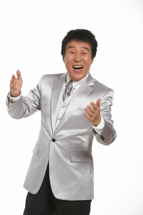 트로트 가수 송대관, 79세 나이로 별세…음악계와 팬들의 아픔