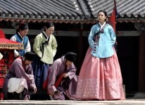 ‘동이‘ 한효주, 팬들 선물에 깜찍한 사진으로 화답