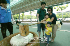 ‘지역특산물 직거래장터’ 대박