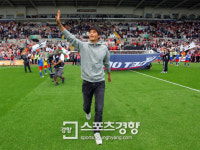 기성용 깜짝데뷔전에 감독 “기성용 중원 지휘 76분 만족”
