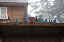 [아빠! ‘캠핑’가]잣나무숲 이불 삼고 꽃사슴 친구 삼아…여기가 ‘힐링캠프