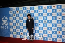 부산코페 갈라쇼와 함께 화려한 개막 오늘은 우리가 주인공