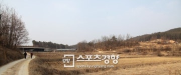 경북 상주 ‘숨소리길’ 숨 멎은 저 은빛 강…숨 쉬는 저 솔향기 산야…거기서 숨 죽인, 나