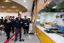 한국지엠, 임직원 위한 부평공장 신축 3식당 개소