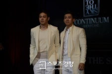 더 멋있어진 플라이투더스카이