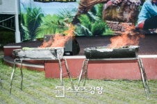 [SK포토]‘정글의 법칙’ SBS 주차장이 정글로 돌변 ‘프로그램에서 익숙한 풍경’