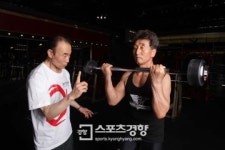[이보형 원장의 몸짱으로 100세까지] ‘하루 1시간 9가지 운동’ 심혈관·혈압 걱정 뚝