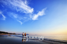 리솜오션캐슬, 봄맞이 ‘해변길 걷기’ 프로그램 운영