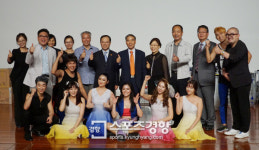 넌버벌 퍼포먼스 ‘판타스틱’ 실크로드 시발점 시안 공연...국경 초월 흥행 국악 공연