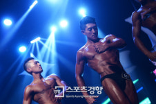 [스포츠경향 포토]‘2015 머슬마니아’ 포즈 취하는 ‘조각상들’