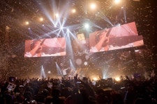 씨엔블루 정용화, 첫 단독 콘서트 라이브 패키지 출시