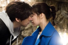 ‘극적인 하룻밤’ 한예리, “함박눈 펑펑 내리는 오늘 딱 어울리는 영화” 홍보