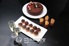 인터컨티넨탈 서울 코엑스, ‘해피 스위트 크리스마스 초콜릿 디저트 뷔페’ 마련