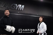 [스포츠경향 포토]’로드FC’ 남예현, 아버지와 딸의 대전