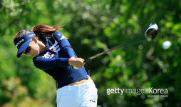 신지은 LPGA 데뷔 6년, 132개 대회 만에 생애 첫 우승