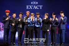 엑소 ‘몬스터’ ‘럭키 원’ 각종 음원 차트 1위…두 마리 토끼 다잡았다