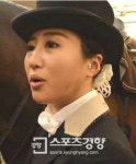 [속보] 특검, 정유라 체포영장…업무 방해 등 혐의