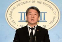 안철수 “군복무기간 단축, 여러가지 면에서 부적절하다”