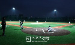 [경향신문 가을야구 D-2] 볼거리부터 먹거리까지…개막전 올가이드