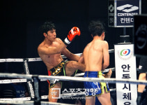 [스포츠경향 포토]‘안동의 아들’ 장세영, 데뷔전서 하이킥 KO승