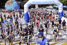 어라운드 삼척, 레이스와 공연 문화가 결합된 흥미로운 자전거 잔치