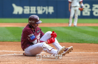 넥센 이정후, 왼쪽 어깨 부상…또 6주 공백