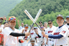 [스경포토] [인제군 1박2일 야구] 불철주야·119 “이 배트로 우승할래요”