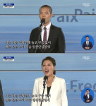 이정현-홍지민, 광복절 경축식서 애국가 제창