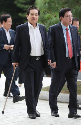 김명수 “심재철 의원실 압수수색 영장 발부 관련 언급 부적절”