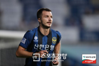 무고사, 유럽 네이션스리그서 멀티골 폭발