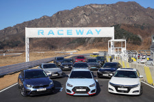 한국자동차전문기자협회, 포천레이스웨이서 ‘2019 올해의 차’ 실차 테스트 실시 ‘집결한 11대 후보들’